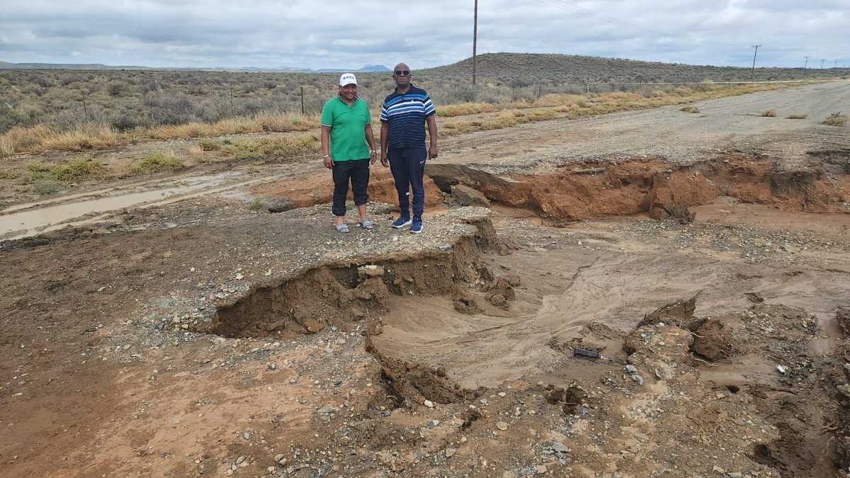 NC_drpw's tweet photo. The Drpw informs the public that due to the incessant rain sections of the gravel road between Carnarvon and Vanwyksvlei washed away last night.  Currently the eroded surface is restored and the road is open for use. 
#BeSafe
#TrendsettersInInfrastructureDelivery https://t.co/0q8cOe6fp4