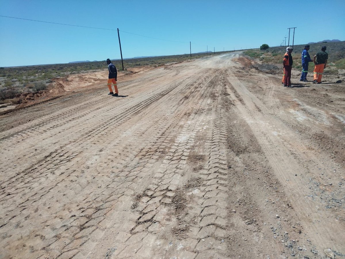 NC_drpw's tweet photo. The Drpw informs the public that due to the incessant rain sections of the gravel road between Carnarvon and Vanwyksvlei washed away last night.  Currently the eroded surface is restored and the road is open for use. 
#BeSafe
#TrendsettersInInfrastructureDelivery https://t.co/0q8cOe6fp4