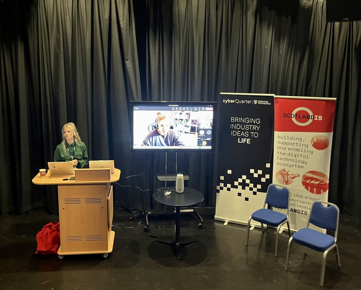 Ladies of Dundee Hacking Society tweet media