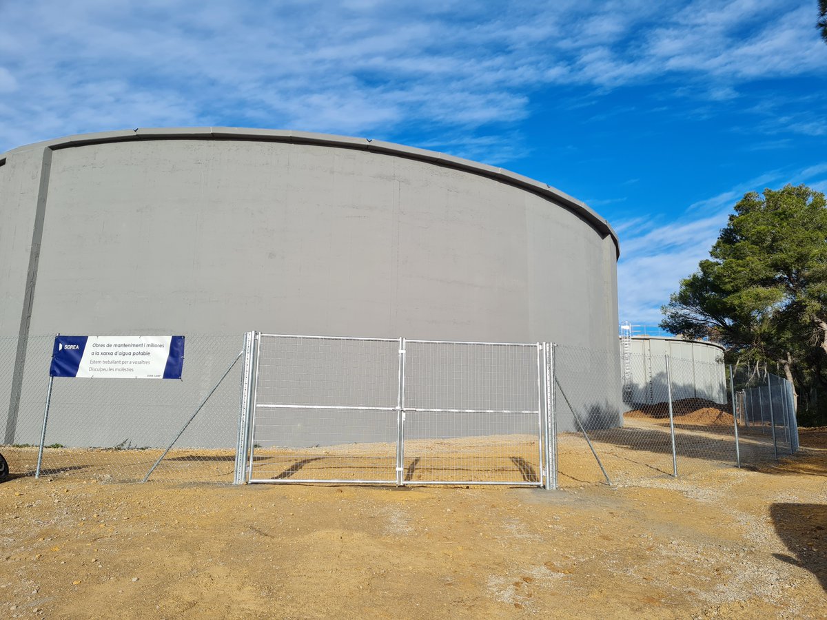 💧 A #Torredembarra juntament amb l'<a href="/AjTorredembarra/">Aj. de Torredembarra</a> i l'<a href="/aigua_cat/">ACA</a> hem finalitzat les obres de rehabilitació del dipòsit Pujol i la construcció d'un dipòsit auxiliar.

🚰 Suposarà una millora en el subministrament d'aigua del municipi.