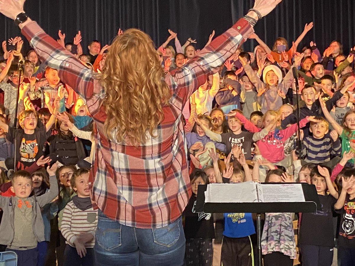 Hammonds Plains Consolidated School tweet media