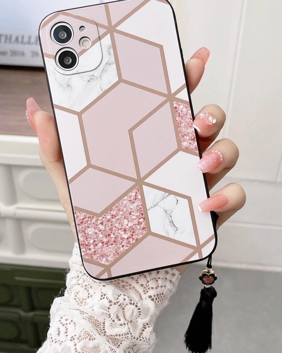 Favorite_phone_'s tweet photo. الجرابات اتوفرت🤩 https://t.co/EvtAbWFuFT
