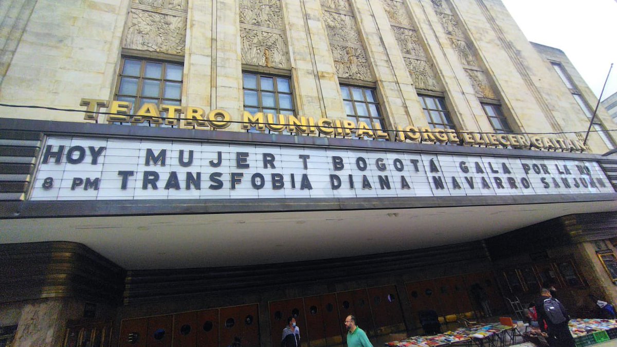 lagoye102's tweet photo. 🏳️⚧️❤️💛¡Gracias Bogotá! Todo un éxito #MujerT #GalaRosa👠✨ por la no transfobia Diana Navarro San Juan en el @TeatroJEG
Este es un espacio de arte, orgullo y reconocimiento Trans. Hoy, mañana y siempre seguiremos compartiendo sueños, luchas y esperanzas. 🏳️⚧️🏳️🌈 https://t.co/sdhKyxN5iV
