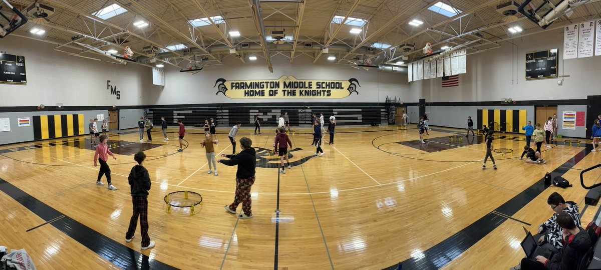 amygerstner_'s tweet photo. Spikeball Tournament Day #2😁 #TheKnightWay #teamwork #spikeball https://t.co/piphHTZNt6