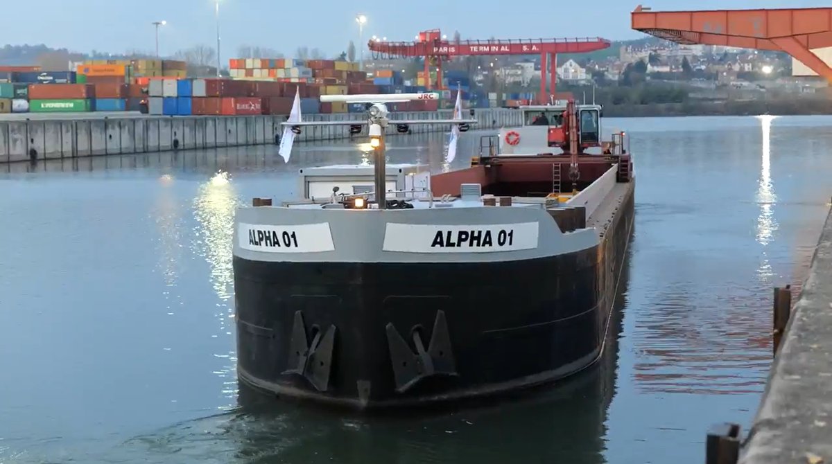 haropaport's tweet photo. (1/2) – Le #fluvial, une solution pour desservir le cœur des villes ! 👊 Le 1er port de 🇫🇷 est ravi d'accompagner @IKEA dans son ambition d'utiliser la #logistiqueurbaine fluviale pour l’acheminement de ses marchandises une démarche innovante et inédite !⤵️ https://t.co/FrdJXjjE8B