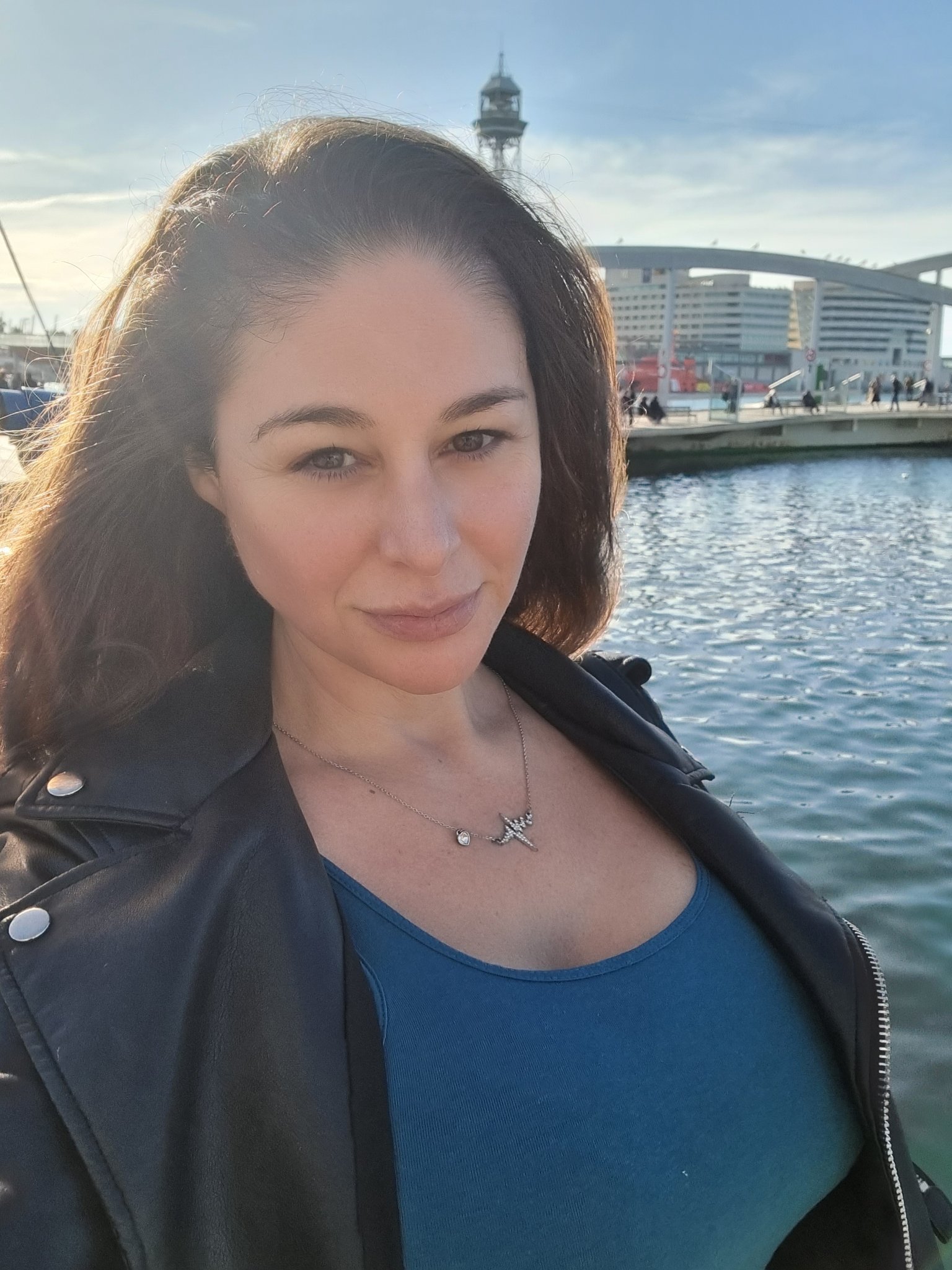 TW Pornstars - Cathy Heaven. Twitter. #Barcelona. 2:32 PM - 14 Dec 2022