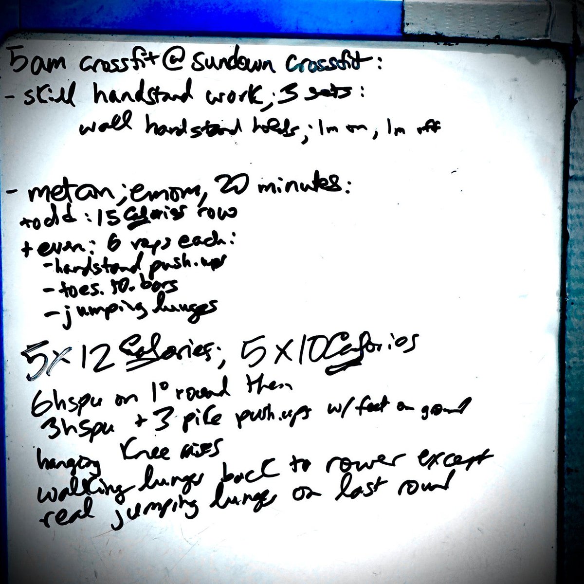 benomix's tweet photo. #handstand work n’ #handstandpushups #concept2 #rowing #crossfitgymnastics #crossfit #크로스핏 #운동 #건강 #health #fitness #exercise #gym 🤸♂️:-) (@ Sundown CrossFit in Santa Clara, CA) https://t.co/AlSiCRQBdB https://t.co/jX9ypVjsdL