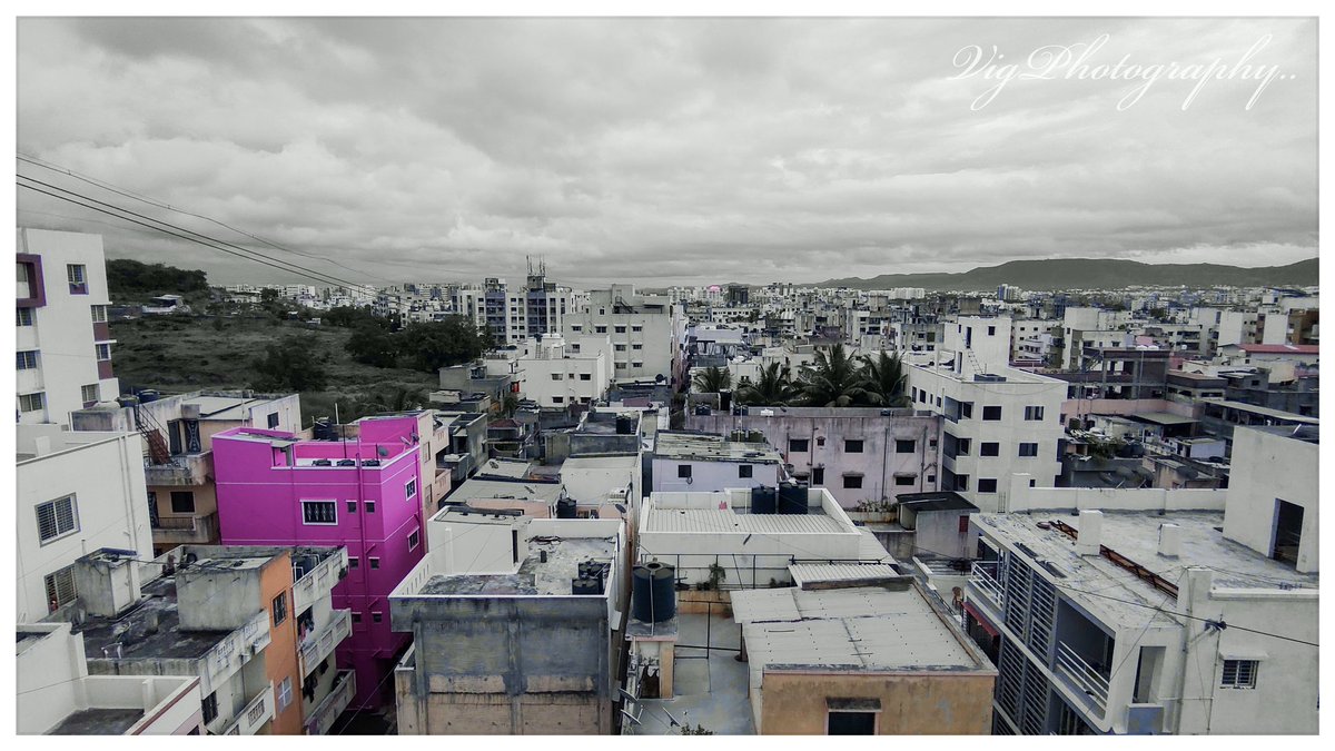 Wannabe special.. Try differently.. 

#VigPhotography 
#House #Coulorful #Painting #Colony #HousePainting #TryDifferent #Pink #Coulor #spotcolor #PinkHouse #City #Buildings #Cloudyday 
#MobilePhotography #CityPhotography #HousePhotography #Motograhy 
#VigPhotography