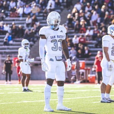 2023 (@CSM_Football) JUCO LB @malikjohnson303 was offered by New Mexico State and Portland State HL hudl.com/video/3/644351…