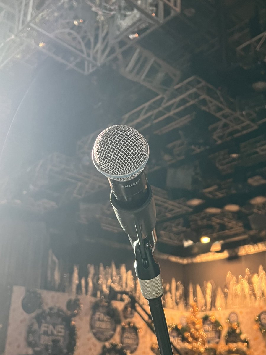 shuubishuubi's tweet image. #ASKA
#FNS歌謡祭第2夜 
#FNS歌謡祭2022 
コーラスとして参加させていただきました！！！歌っていてすっごく楽しかったし感動しました。
ASKAさん、バンド、ストリングスの皆様も最高でした✨
ご覧くださった皆様、ありがとうございました！！！