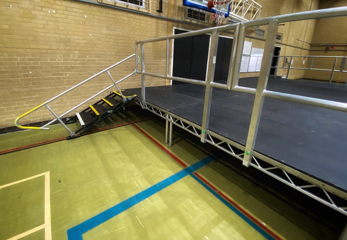 An 8m x 5m stage at 600m high installed for a new client. 

#stage #staging #hire #rent #rental #stagemen #london #deck #deck #stagedeck #stagingprofs #eventprofs #litedeck