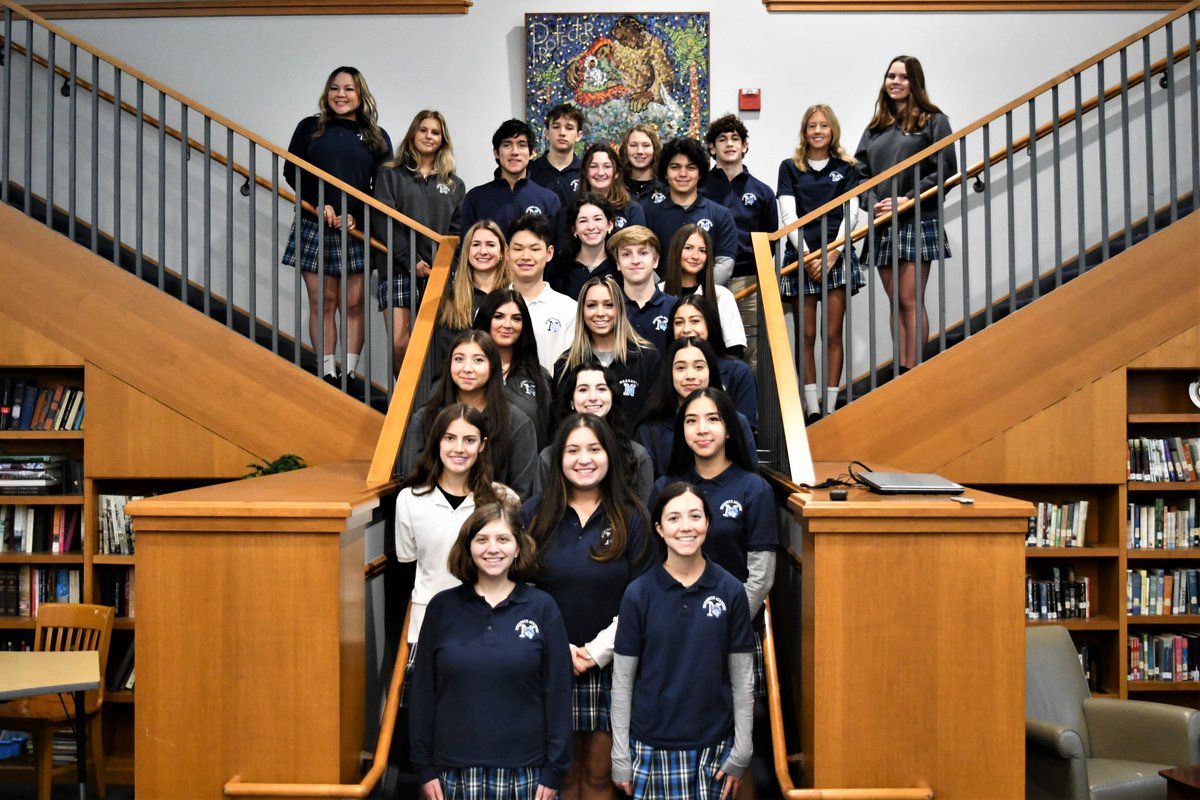 NazarethLGP's tweet photo. Congratulations to the 28 Nazareth students selected for Young Community Changemakers. Their interest in, and dedication to, serving the needs of our community are a source of great school pride. #NazService #NazUnity https://t.co/VaxE3ze0DU