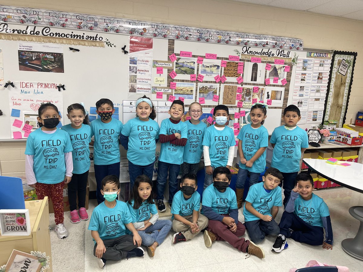 IsabelD2809's tweet photo. Thank you to JRโS Auto Parts for donating the shirt for my classroom. We love them๐ฅฐ๐ฅฐ#GoodmanACE https://t.co/hKiZW6qLER