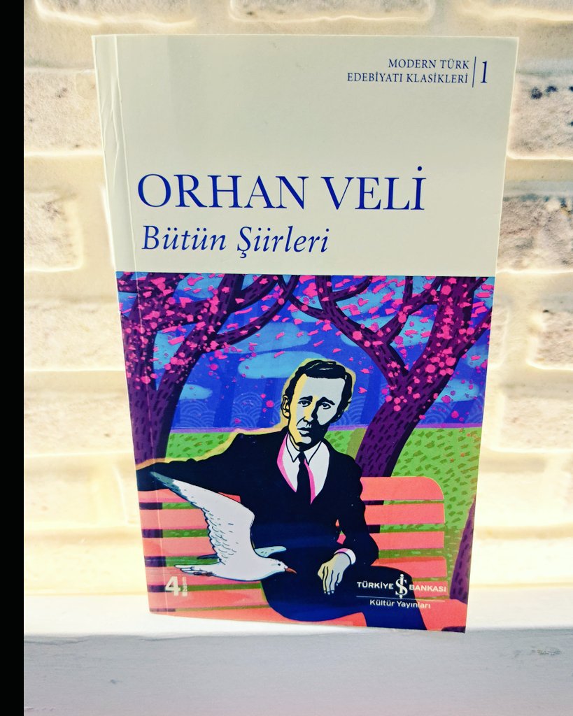 Bir yer var, biliyorum; 
Her şey söylemek mümkün; 
Epiyce yaklaşmışım, duyuyorum;
Anlatamıyorum...

Bekliyorum 
Öyle bir havada gel ki, 
Vazgeçmek mümkün olmasın.

#kitap #kitapseverlertakiplesiyor #kitaptavsiyesi #şiir #OrhanVeli 
<a href="/edebiart_/">edebiart</a> <a href="/BendekiKitap/">Bendeki Kitap</a> <a href="/Benimokumam/">Birsen📚🇹🇷</a>
