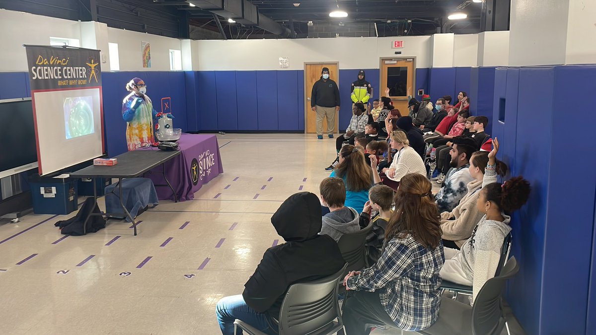 Science lesson on mixing matters at the ELA building from the Da Vinci Science center <a href="/MCIU/">MCIU</a> <a href="/MCIULearns/">MCIULearns</a> <a href="/MCIU_Jobs/">MCIU_Jobs</a> <a href="/CCIU_24/">Chester County Intermediate Unit</a> @MCIU_Leg <a href="/mciu/">MCIU</a> <a href="/PAIU/">PAIU</a> <a href="/pattanupdates/">PaTTAN</a>