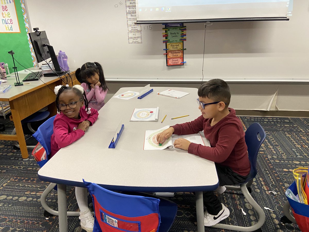 We are playing a math game! Day 86! #wearewayne ⁦<a href="/RobeyRockets/">Robey Elementary</a>⁩