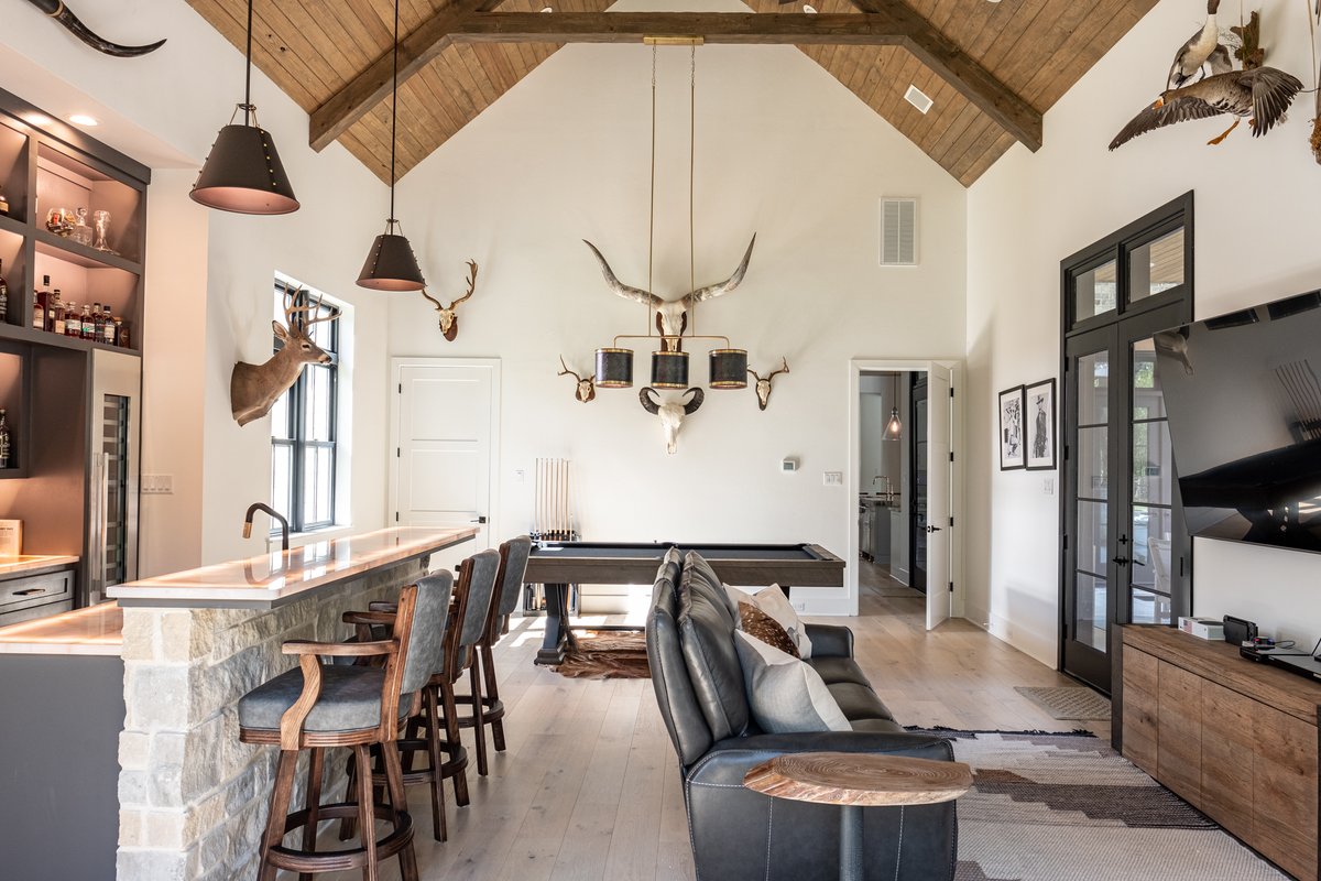 fairmontCustHms's tweet photo. Hey guys - how's this for a man cave?!?!?
https://t.co/33GIVXGti8
#customhomesfulbrook #customhomesfulshear #customhomeskaty #customhombuilder #designbuildhomes #fulbrook https://t.co/xKnqopNbjb