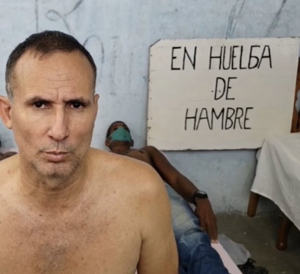 #Cuba It has been 5 days since <a href="/jdanielferrer/">José Daniel Ferrer</a>, Prisoner of Conscience started a hunger/thirst strike after guards in Mar Verde Prison beat him in front of his wife &amp; children
👉In #Canada we requested #Magnitsky sanctions on perpetrators responsible for these abuses. 
<a href="/USEmbCuba/">Embajada de los Estados Unidos en Cuba</a>