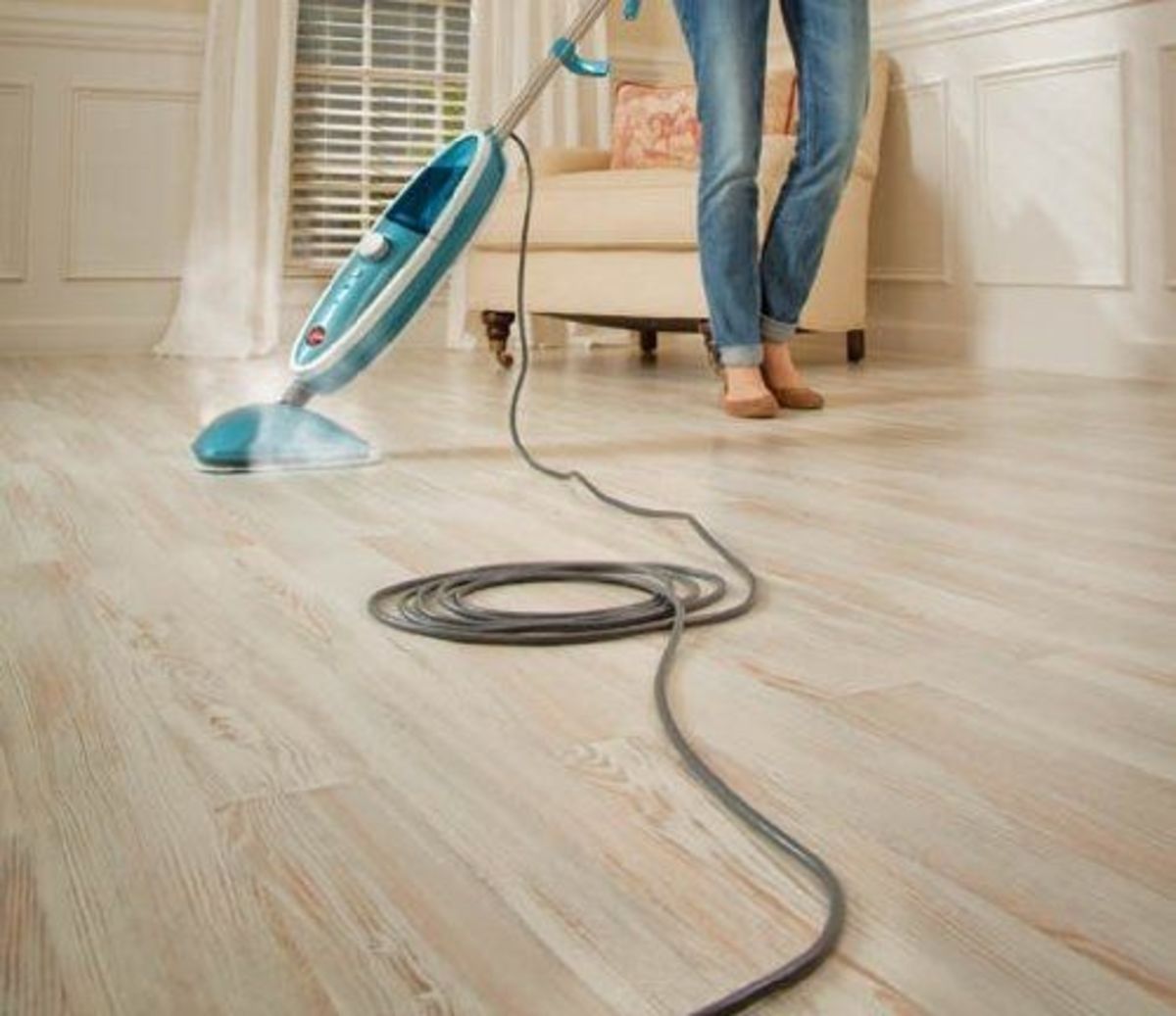 KMHomeCenter1's tweet image. Keep your new laminate wood floors looking freshly installed by taking note of these cleaning tips: bit.ly/302Q6a8