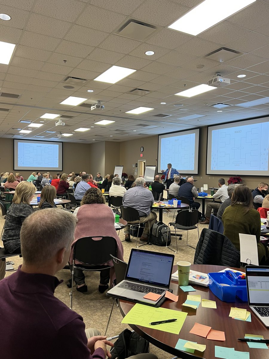 tstice's tweet photo. A little Christmas bracketology and a packed house with @JohnAntonetti @GRRECKY #D4E @GRRECexec https://t.co/TeU9z5bHzx