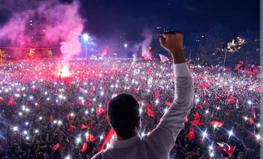 Yasin Temeloglu (@yasintemeloglu) on Twitter photo Elinizden geleni ardınıza koymayın. Az kaldı o sandık gelecek. Hesap vaktine az kaldı. Görüşeceğiz. Siz herkesi kör alemi sersem mi sandınız? <a href="/ekrem_imamoglu/">Ekrem İmamoğlu</a> <a href="/istanbulbld/">İstanbul Büyükşehir Belediyesi</a> Elinizden geleni ardınıza koymayın. Az kaldı o sandık gelecek. Hesap vaktine az kaldı. Görüşeceğiz. Siz herkesi kör alemi sersem mi sandınız? <a href="/ekrem_imamoglu/">Ekrem İmamoğlu</a> <a href="/istanbulbld/">İstanbul Büyükşehir Belediyesi</a>