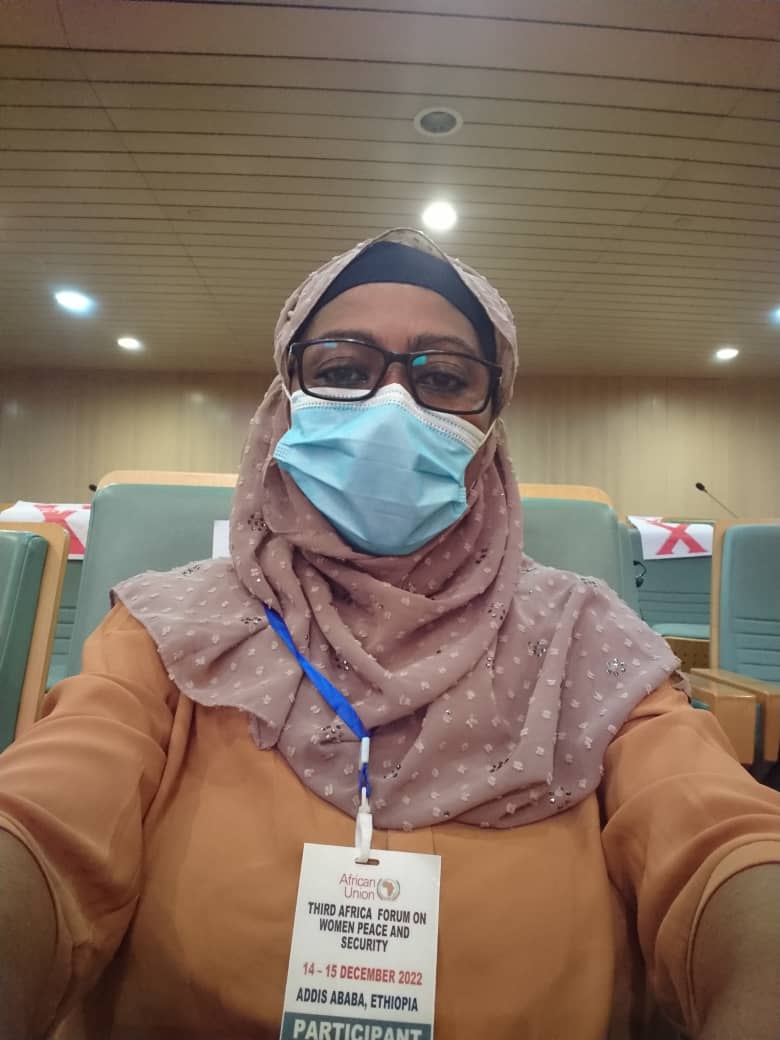 genre_anjouan's tweet photo. Sittina'Echat Salim participe actuellement à Addis-Abeba, en Ethiopie, à l'Assemblée Générale de #FemWise_Africa et le #3e_Forum des #femmes pour la #Paix et la #Sécurité. https://t.co/PoQKHqzENn