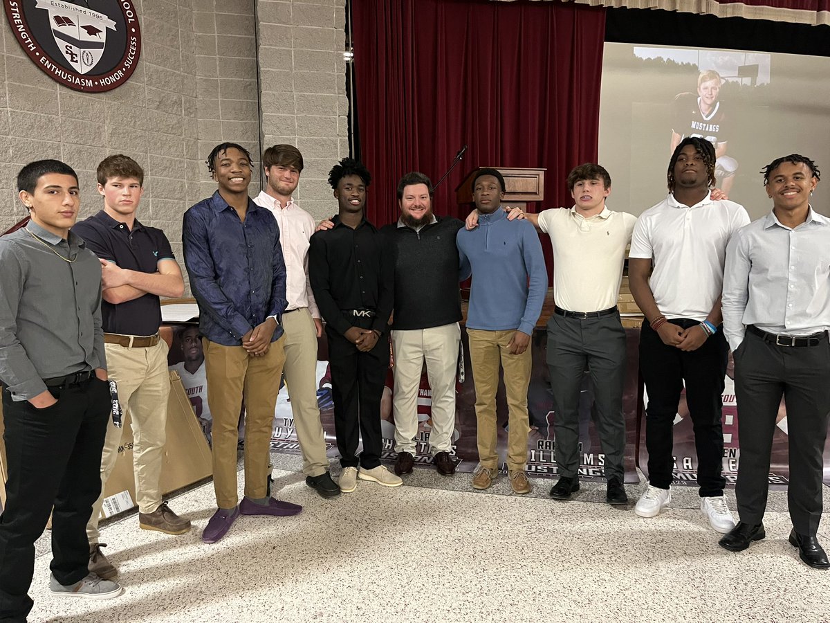 So proud of this group of SRs! Great young men who laid a foundation of qualities that are important on and off the field! Embodied the Defensive Standard! Can’t wait to see them carry this success on as great leaders, fathers, husbands and men! <a href="/SouthEffingham1/">South Effingham Football</a>