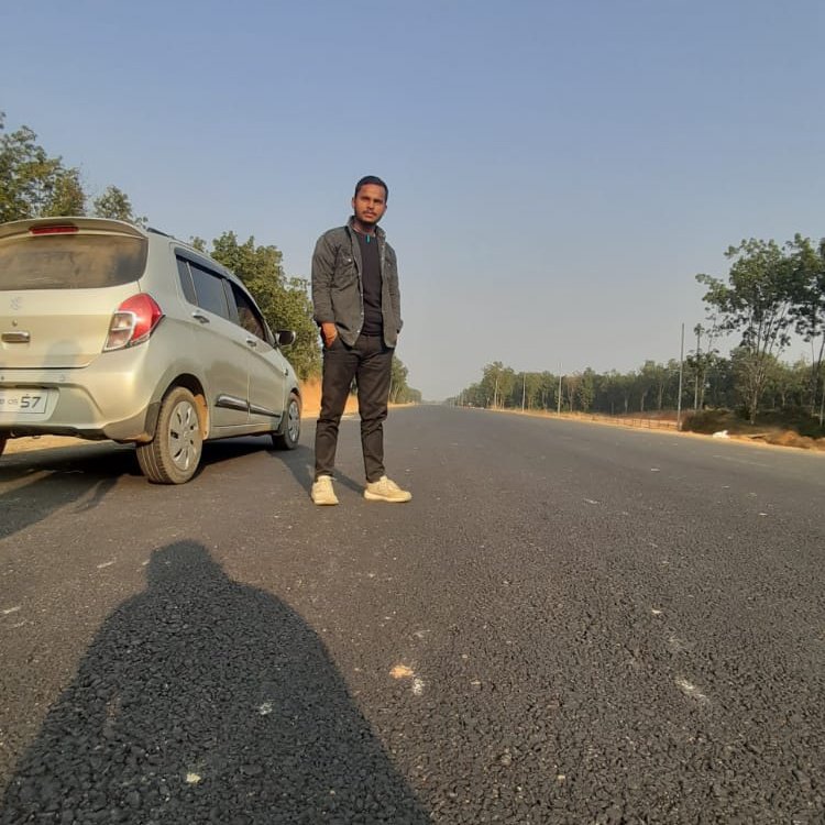 JhutanNs's tweet photo. #NewProfilePic https://t.co/tou5zyBwww