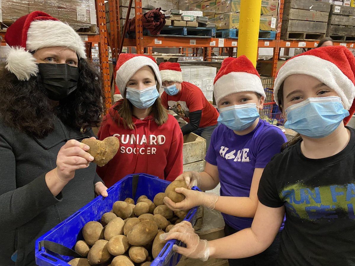 paulalangille's tweet photo. What do you get when you have an amazing group of volunteers with big hearts? A lot of work done!! Thanks to this amazing crew for stepping up to lend a helping hand @feednovascotia! #gratitude #giveback #volunteer #FeedNS https://t.co/n4BjxZ9nst