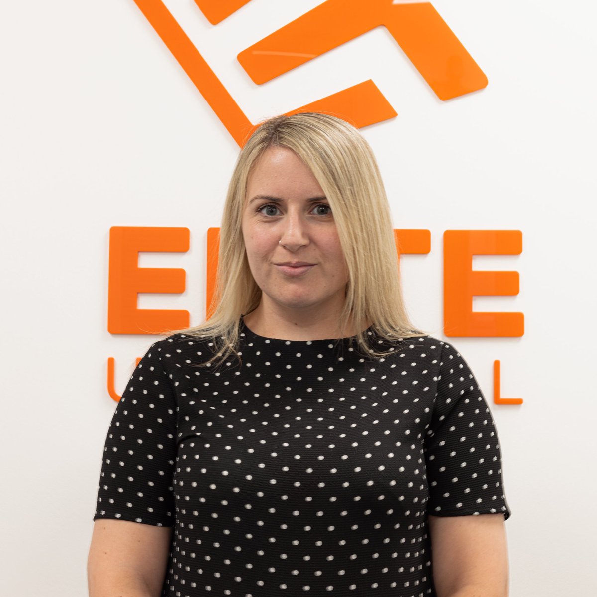 EliteUniversal1's tweet photo. Introducing Chloe Akers, our Accounts Assistant of Elite Universal
To find more about Chloe visit: https://t.co/dyn6A3WCUU
#EliteUniversal #Cargo #Transport
#OceanFreight #RoadFreight #AirFreight
#Warehousing #Logistics
#FreightForwarding #FreightForwarder https://t.co/se4JOzLW3b