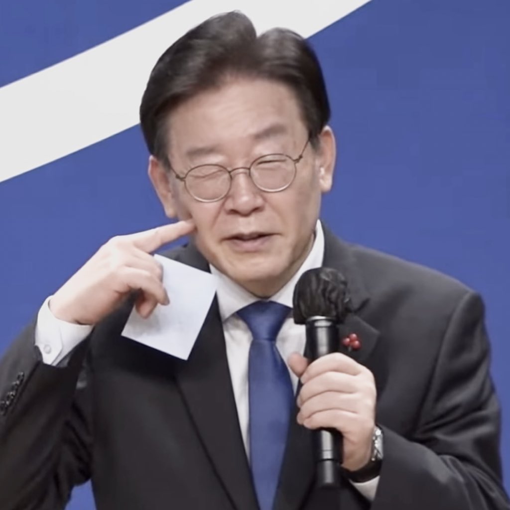 시비털수록 더 할꺼임 응 ㅅㄱ~ 귀여워 ~