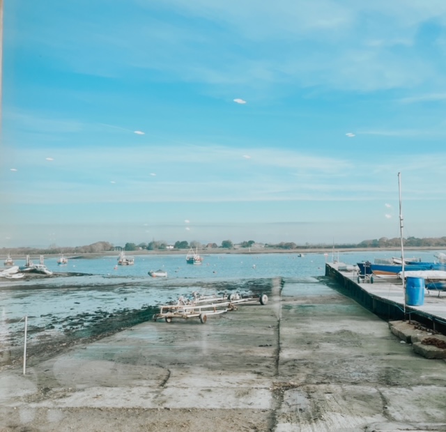 TodAnsteeProp's tweet image. Gorgeous views from our @ItchenorSC location today as the team enjoys some business development refresher training with Debbie from @STSolutionsUK. ⭐️
#ukproperty #westsussex #itchenorsailingclub #propertyprofessionals #todanstee