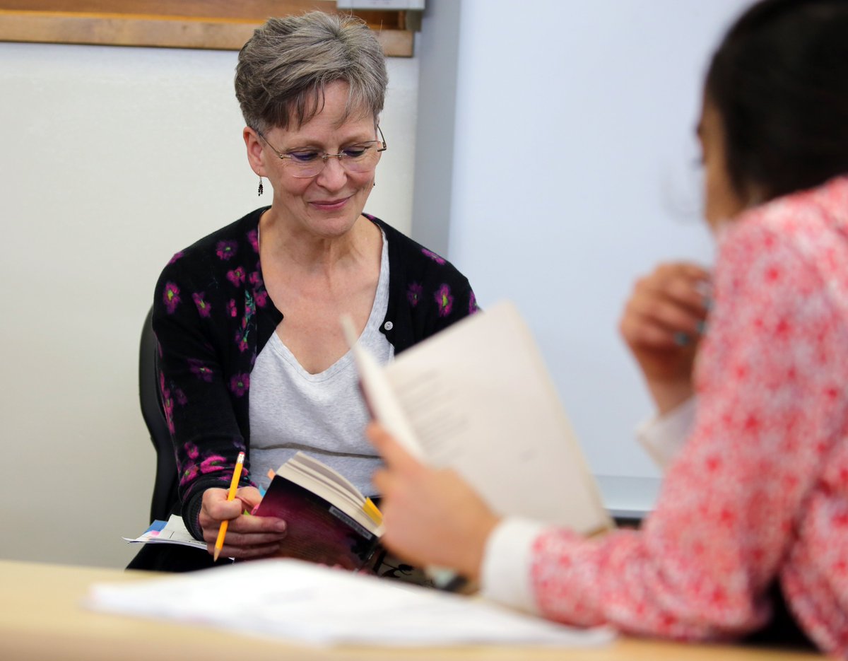 Many of Blue Valley’s libraries serve as the heart of the school, not just in location but in the services they provide to students. Read this Learning Connection story to learn how BV's libraries are vital to student success and collaboration. 
🔗: tinyurl.com/mr337cwv