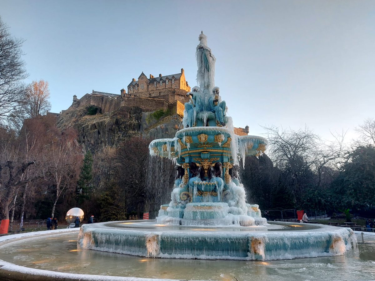 Edinburgh Evening News tweet media