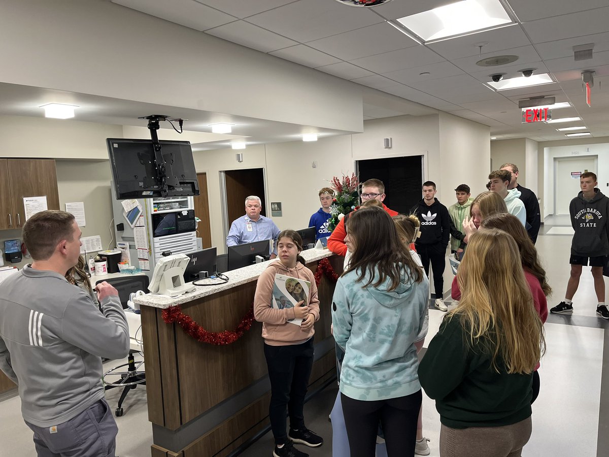 SyracuseFBLA's tweet photo. Members learned about a variety of career opportunities while touring the Syracuse Area Health Hospital. @sdarockets @NebraskaFBLA https://t.co/98sxWucnP6