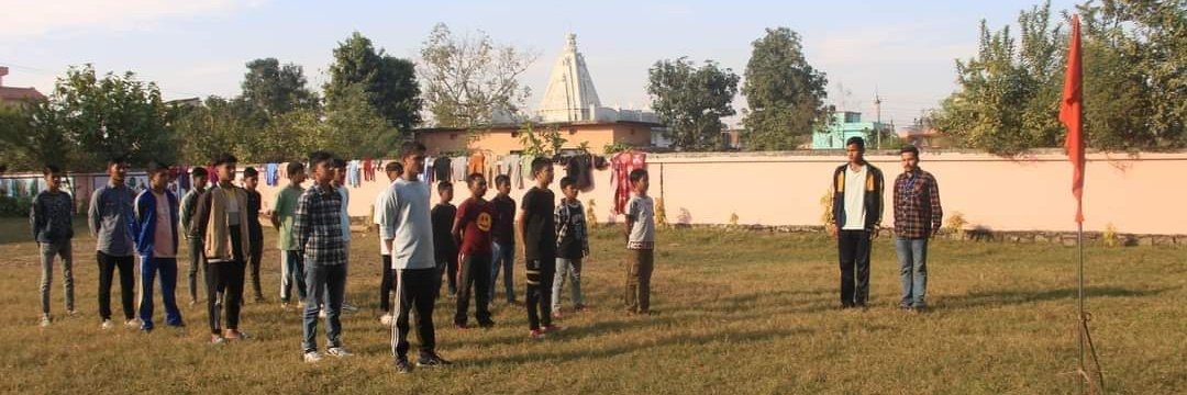 महापुरुषों की वाणी में आया है कि सामूहिक प्रार्थना का अत्यधिक लाभ है और इससे यह  फायदा होगा इन सब माध्यमों के द्वारा हम अपने नई पीढ़ी को भी जोड़ सकते हैं 
#नमस्ते_सदा_वत्सले_मातृभूमि
संघ को समझना है तो संघ की शाखा में आओ