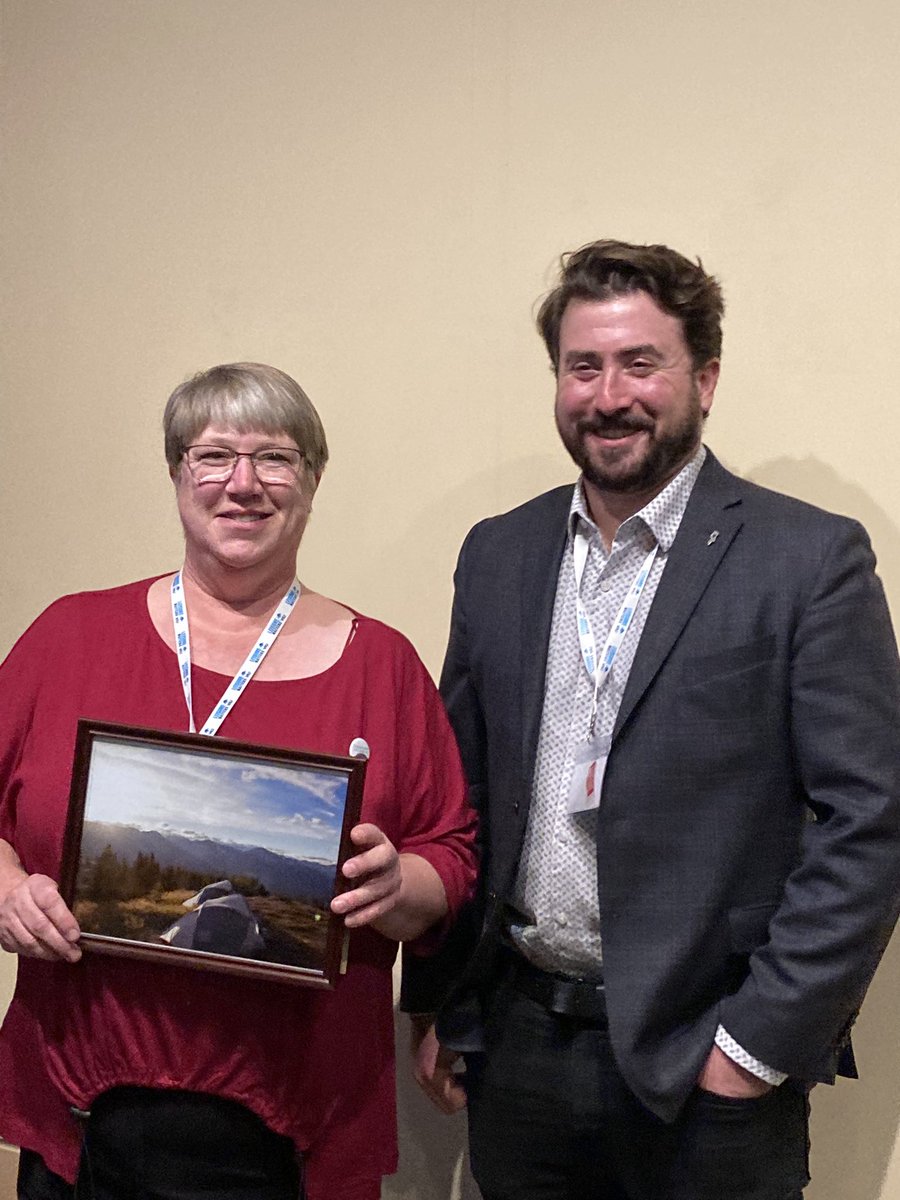 Another rich day at #BCPARF 2022. <a href="/unbcfe/">UNBC Faculty of Environment</a>’s Mark Groulx was on an excellent panel on accessibility, Yihang &amp; I got great questions about our talk, <a href="/apumphrey/">Annie Pumphrey</a> gave another strong bear jam talk, &amp; Pam Wright was recognized for 17 years of BCPARF organizing, by <a href="/Y2Y_Initiative/">Yellowstone to Yukon Conservation Initiative</a>