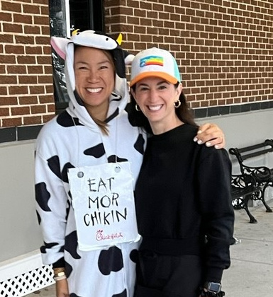 MasonPrepSchool's tweet photo. Who to put in charge when you want something done right? A Mason Prep mom! Thank you for organizing the delicious Chick-Fil-A morning biscuit sales! https://t.co/545lwHn94u