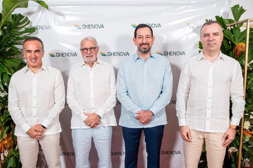 GHENOVAofficial's tweet photo. 💫 Ayer fue un día muy especial. Por fin pudimos inaugurar nuestras oficinas en #CartagenadeIndias .Nuestra sede de #Colombia es un ejemplo en crecimiento y desarrollo para #Ghenova, con un equipo altamente cualificado y de gran #talento. 
#EngineeringTheFuture https://t.co/qVyayHxbyL