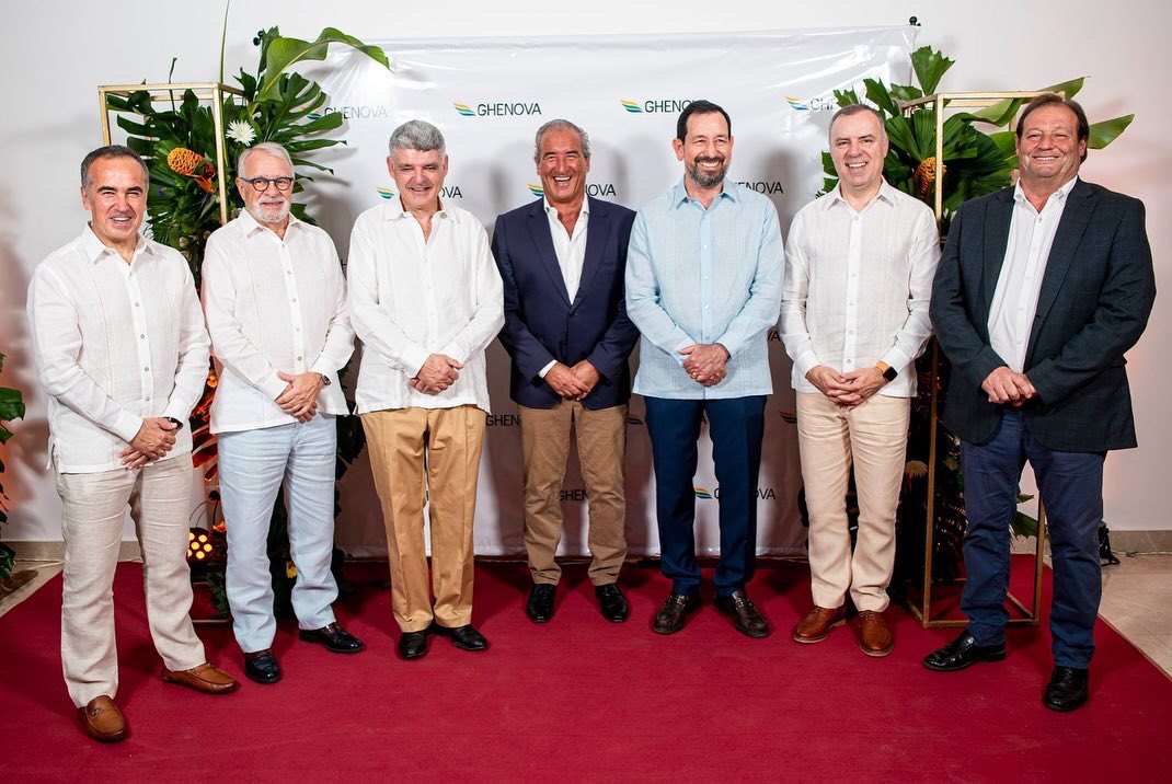 GHENOVAofficial's tweet photo. 💫 Ayer fue un día muy especial. Por fin pudimos inaugurar nuestras oficinas en #CartagenadeIndias .Nuestra sede de #Colombia es un ejemplo en crecimiento y desarrollo para #Ghenova, con un equipo altamente cualificado y de gran #talento. 
#EngineeringTheFuture https://t.co/qVyayHxbyL