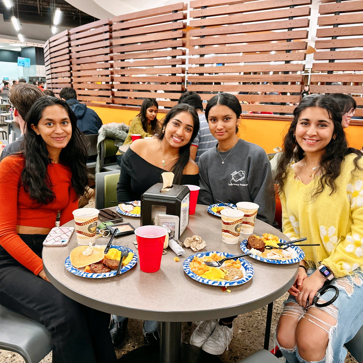 UTDallasDining's tweet photo. Thank you Comets for attending the late night breakfast on Monday night! 🥞 🍴 We hope you are staying warm today!
WHOOSH-ing you good luck with your finals! 💪
#utdallasdining #utddining #utdallas https://t.co/MeSqPoEebz