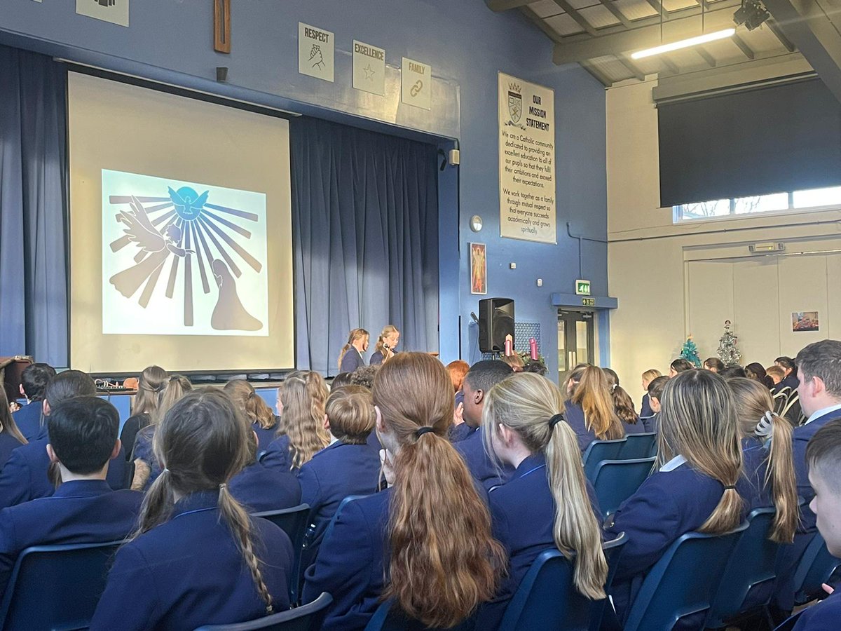 ASCC___'s tweet photo. @allsaintsccduk We celebrated Advent Liturgical Prayer with all our students yesterday. We were thinking about true meaning of Christmas - Worship fully, Spend less, Give more, Love all. ❤️ Thank you to all singers, actors and readers. https://t.co/zzQVqX6n1U
