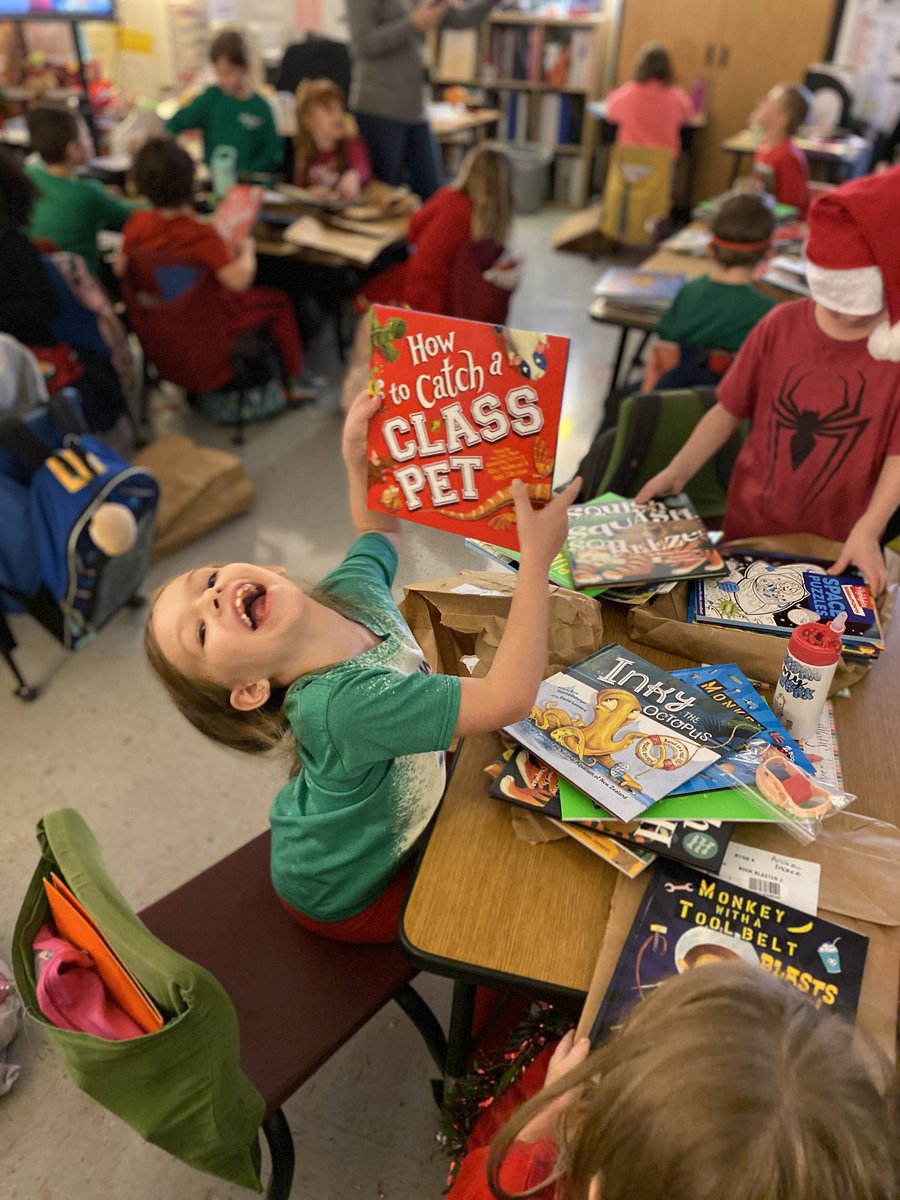 GreatDayatSJ's tweet photo. Our students had so much fun opening their Book Blast book packages this afternoon!  Because of the money we raised, every student got at least 3 brand new books!  THANK YOU for your donations to help make this event such a success for our students! #greatdayatsj #successatjcss https://t.co/HIa5Vo1Y8G