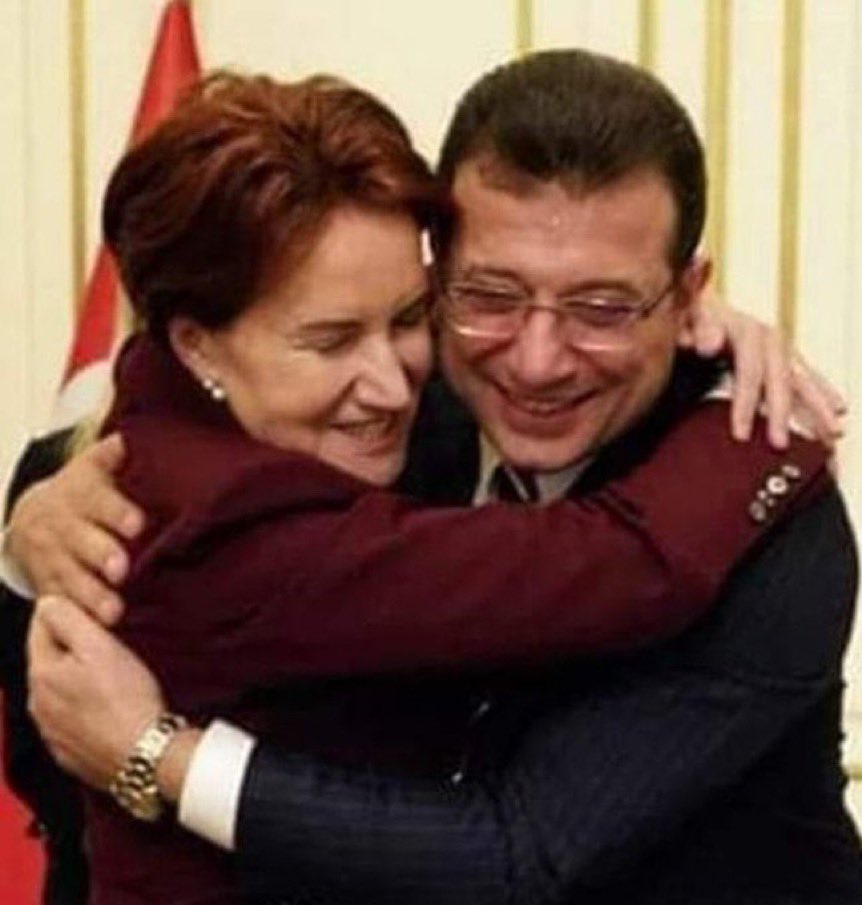 SİZ HAPSE MAHKUM OLUP DA, 
DÜNYADA BU KADAR SEVİNEN 
HİÇ BİR KİŞİ 
GÖRDÜNÜZ MÜ?

TEZGAHI BU KADAR ÇİRKİN YAPMAYIN BE…

#MeralAkşener
MERAL AKŞENER
TİYATRO
#Tiyatro
#İYİPARTİ
EKREM İMAMOĞLU
#Ekremİmamoğlu
#İstanbul #imamoğlu #imamoğluistifa #SONDAKİKA #vızgelirtırısgider
#tatil