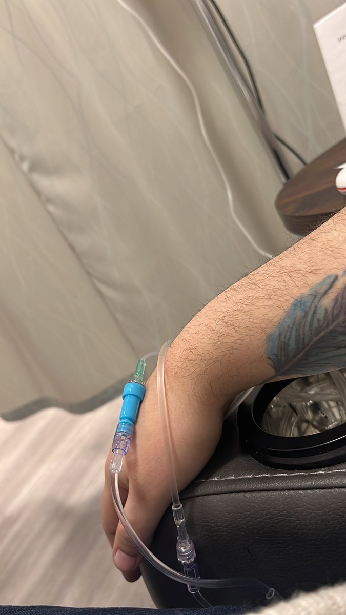 LordBeeBrain's tweet photo. These Ocrevus infusions sure do take long… 🥱
Thankfully it becomes a twice a year thing after the second dose in 2 weeks
#MultipleSclerosis #MultipleSclerosisProblems #MultipleSclerosisTreatment #NEISvoid #DisabilityTwitter https://t.co/fRnB7AXBe2