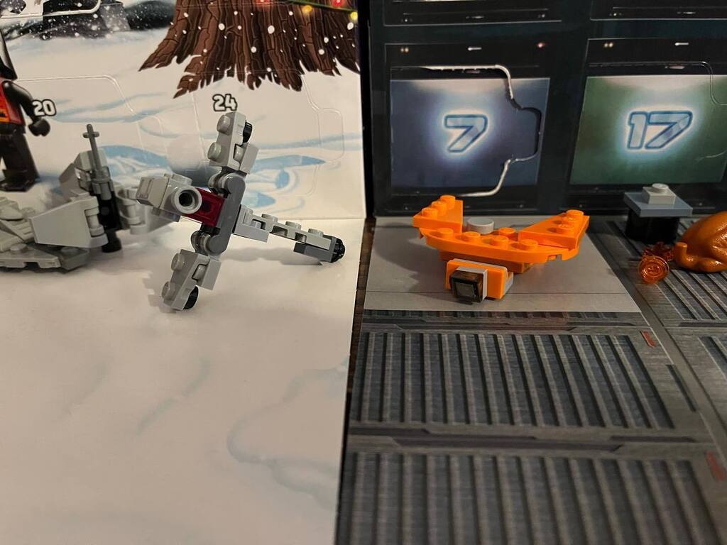 Jake_Studs's tweet photo. #LEGO #advent #spam incoming day 14🎅
#adventday14 #legotok #afol #legotwitch #twitchstreamer #bbcmty #christmas #christmascountdown #legoadventcalendar https://t.co/JNk6N0mY8z https://t.co/mAKtvpezpe