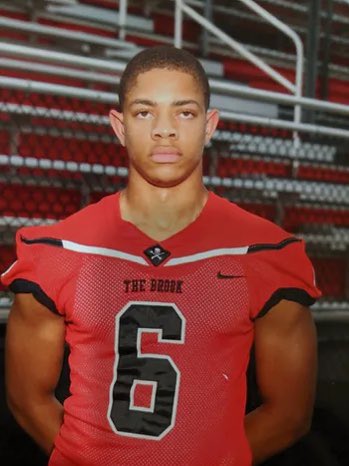 The Bolingbrook community mourns the unexpected passing of 2021 graduate Caleb Kelley. Please keep his family in your thoughts and prayers during this difficult time.