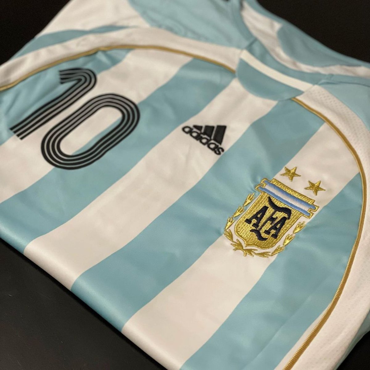 tdmascrc's tweet image. Sigue a @tdmas_cr y @SoloFiebres dale RT y participa por esta camisa de #ARG. Sorteo después de la final