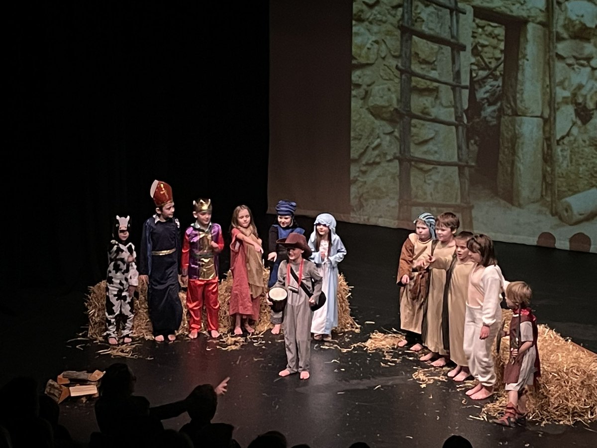 St Nicholas House (@stnicks_ccb) on Twitter photo A huge well done to our youngest pupils <a href="/ChristColBrecon/">Christ College</a> who performed their nativity this afternoon! A huge well done to our youngest pupils <a href="/ChristColBrecon/">Christ College</a> who performed their nativity this afternoon!