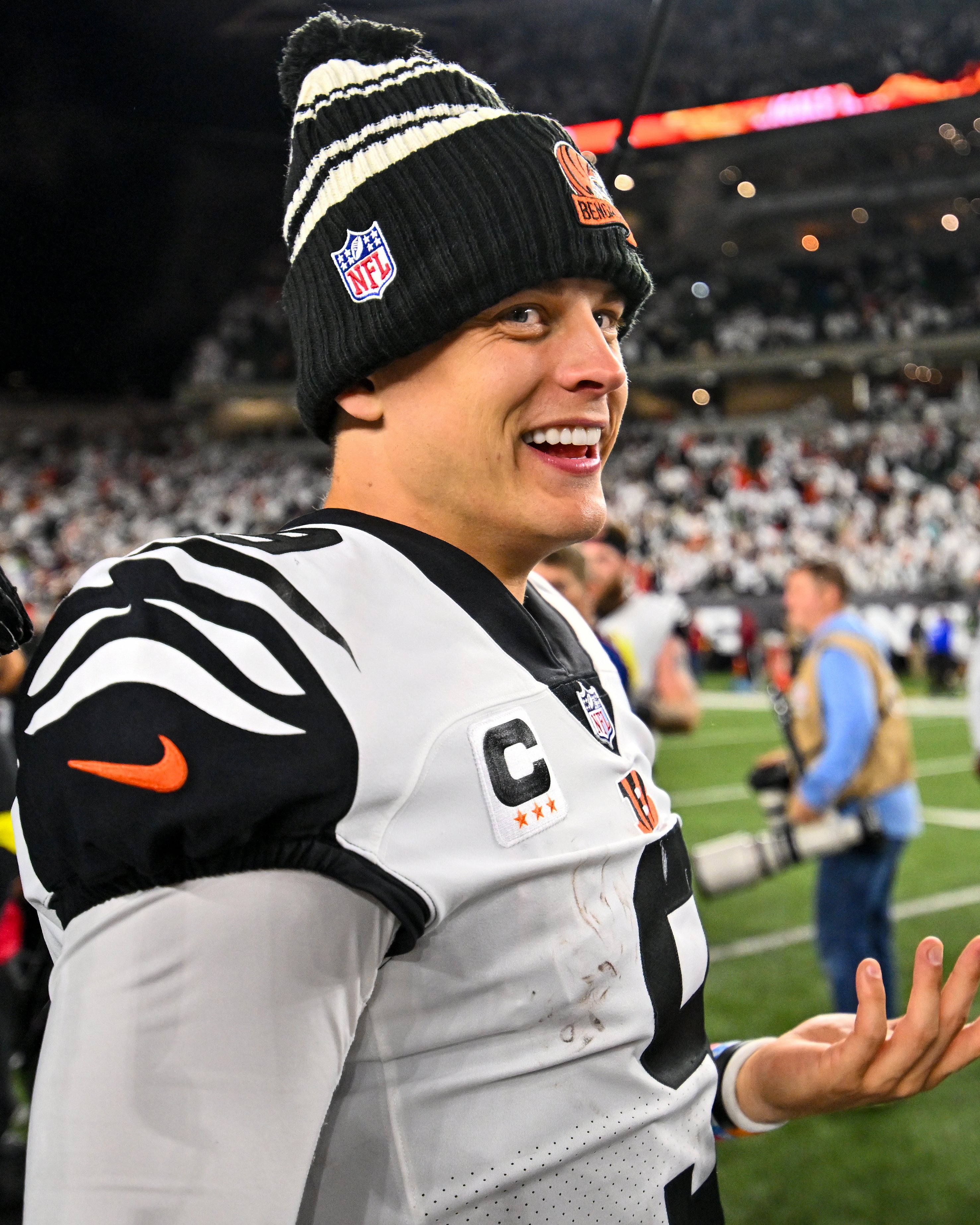 Cincinnati Bengals on X: 'Joe Burrow is in SIXTH PLACE for the Pro